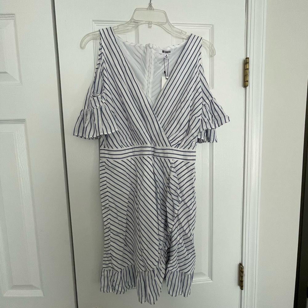 BB Dakota cold shoulder mini